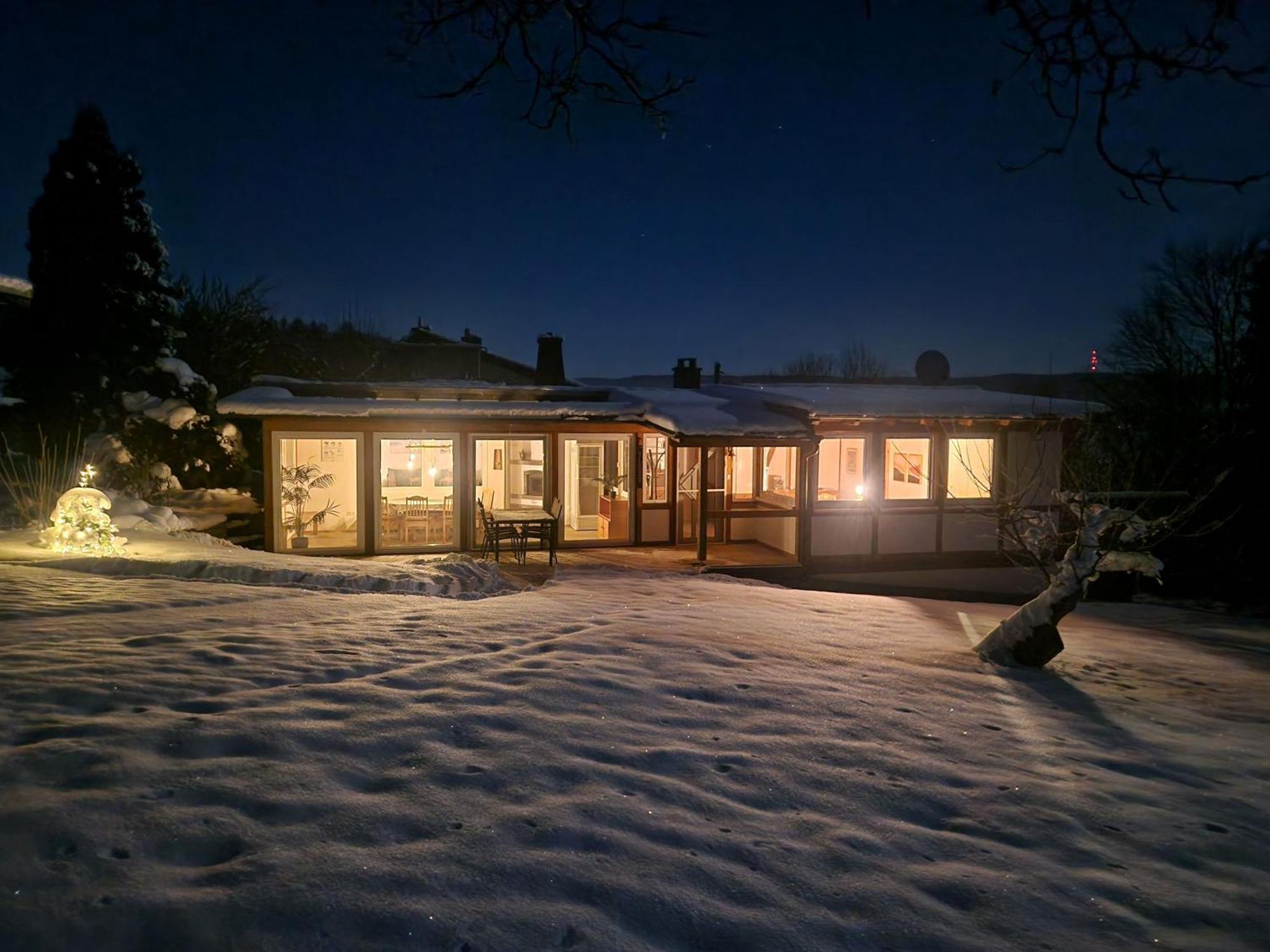Ferienhaus Berghausen Am Hennesee Meschede Ngoại thất bức ảnh